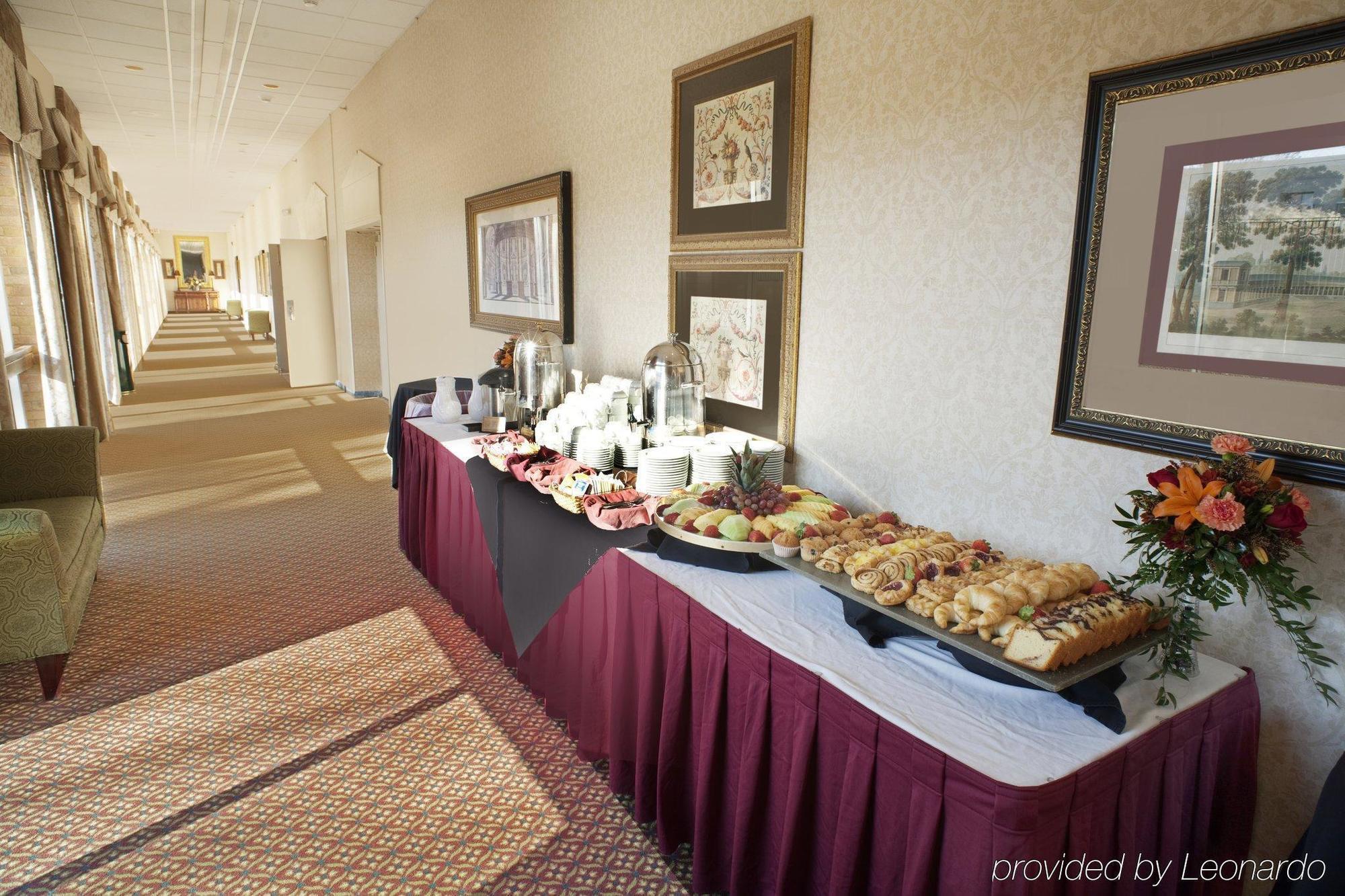 Fredericksburg Hospitality House Hotel Ресторант снимка