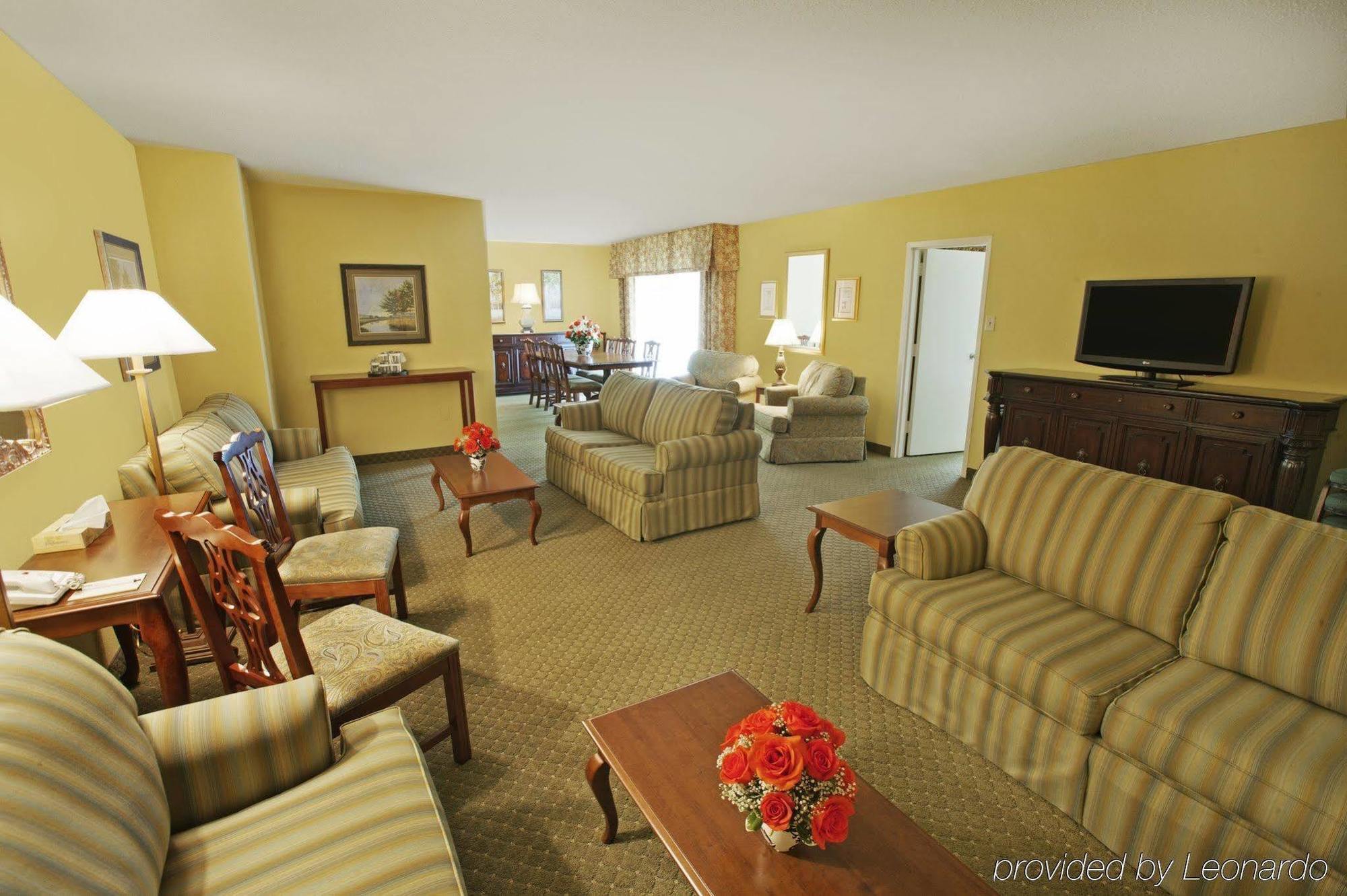Fredericksburg Hospitality House Hotel Екстериор снимка
